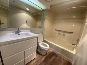 Moraine Ridge Senior Living Residency Bathroom Gallery Photo - Position 32