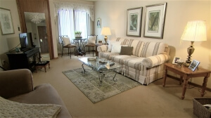 Moraine Ridge Senior Living Resident Living Room Gallery Photo - Position 33